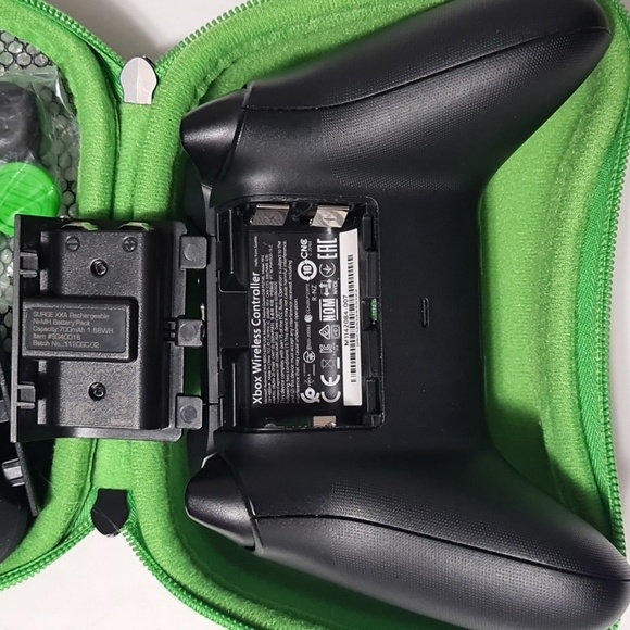 SURGE Gaming controller - Picture 6 of 8